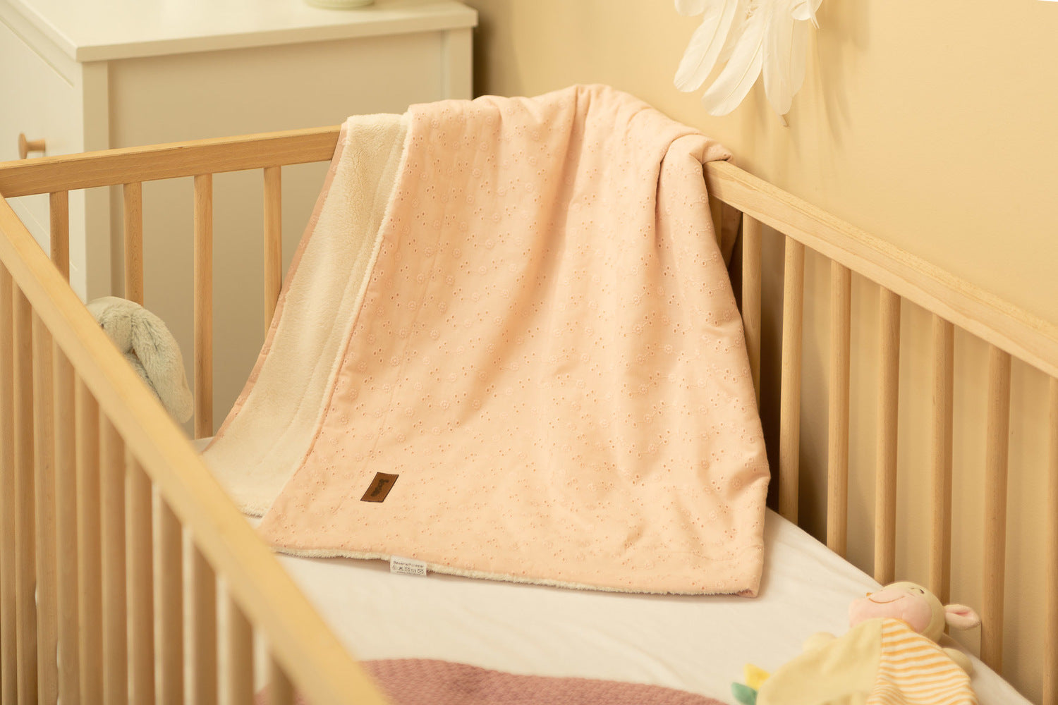 Sensillo Baby Embroidered Blanket -  Peach